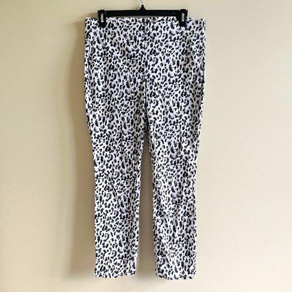 NYDJ Pull-On Denim Animal Print Skinny Ankle Jeans In Sateen With Slit Size 6 - Picture 3 of 11